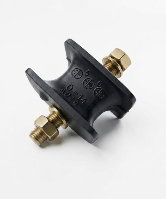 Engine Mounting